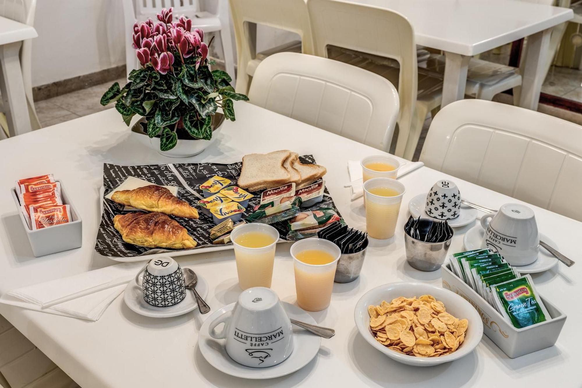 Hotel Altavilla 9 Рим Екстериор снимка