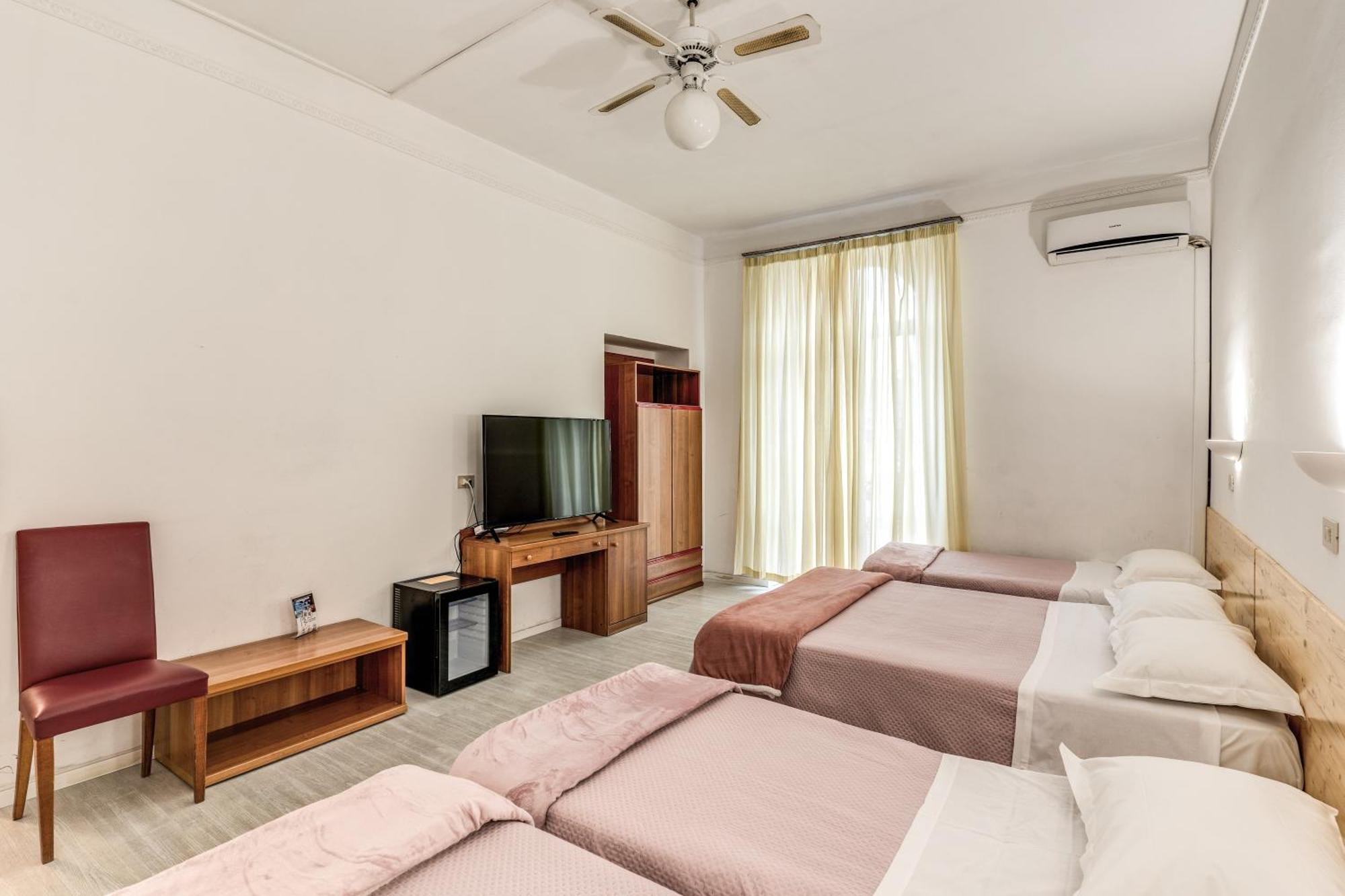 Hotel Altavilla 9 Рим Екстериор снимка